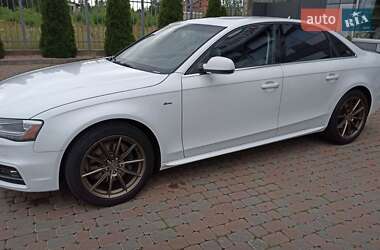 Седан Audi A4 2014 в 