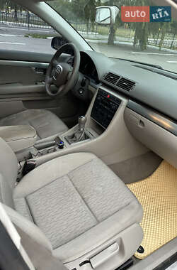 Седан Audi A4 2005 в 