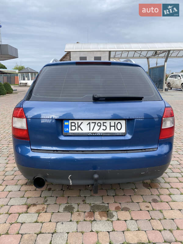 Универсал Audi A4 2001 в Сарнах