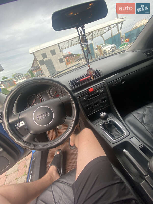 Универсал Audi A4 2001 в Сарнах