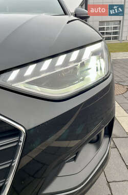 Универсал Audi A4 2020 в 