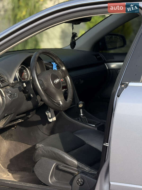 Универсал Audi A4 2003 в Яворове