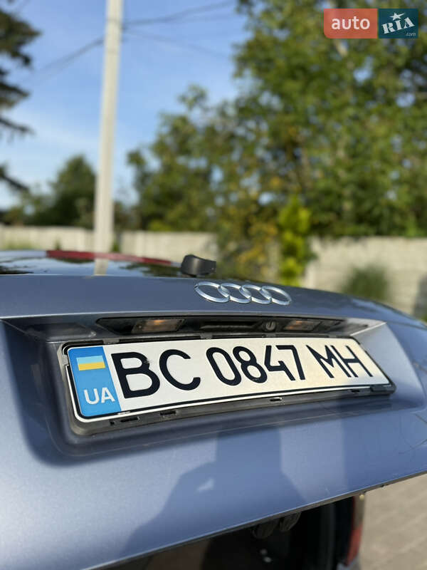 Универсал Audi A4 2003 в Яворове