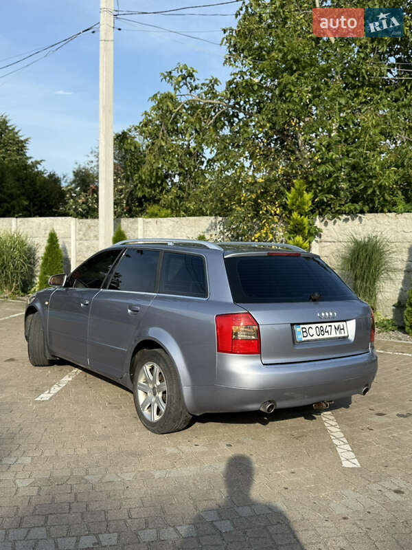 Универсал Audi A4 2003 в Яворове