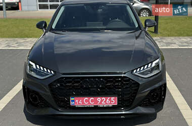 Седан Audi A4 2021 в Ужгороді
