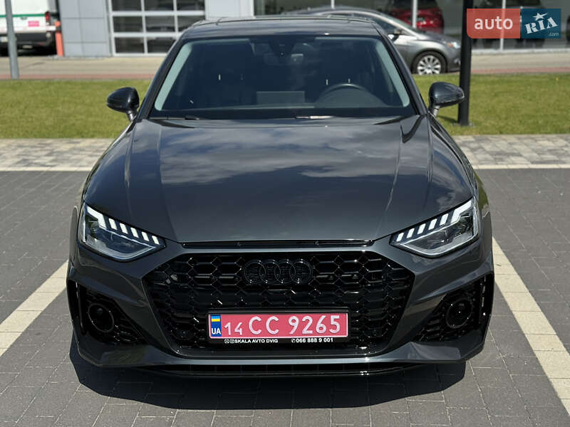 Audi A4 2021