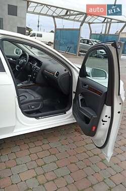 Седан Audi A4 2014 в 