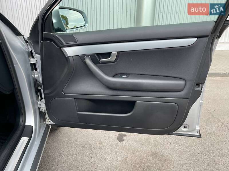Седан Audi A4 2005 в Луцке