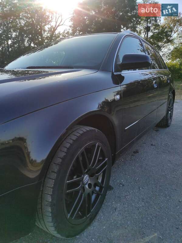 Универсал Audi A4 2006 в Новой Ушице