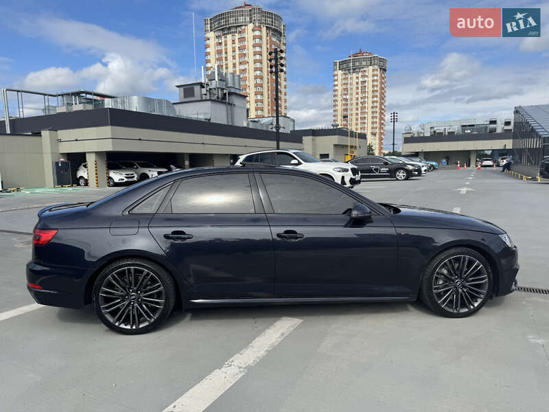 Седан Audi A4 2017 в Киеве