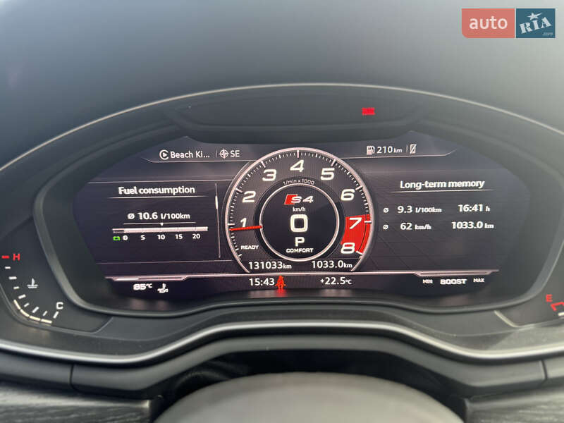Седан Audi A4 2017 в Киеве