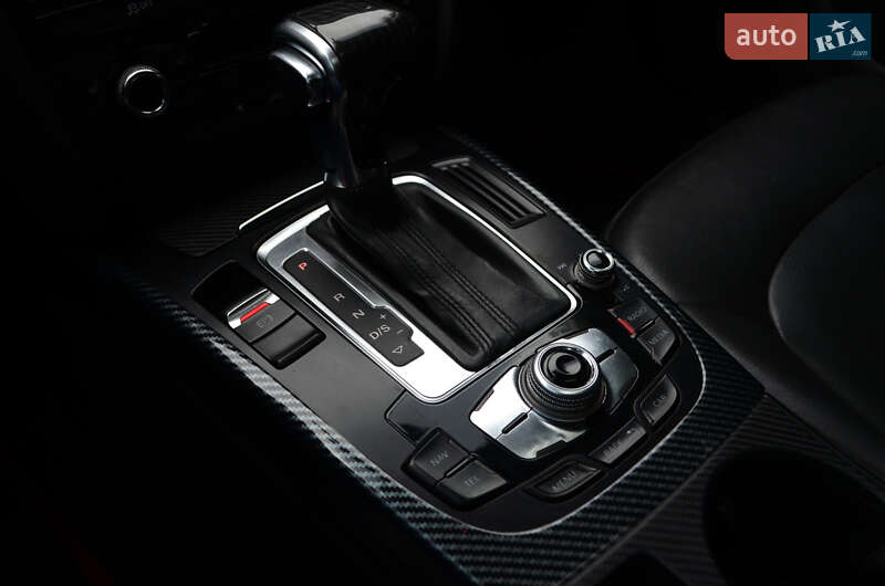Седан Audi A4 2012 в Киеве