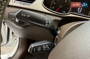 Седан Audi A4 2012 в 