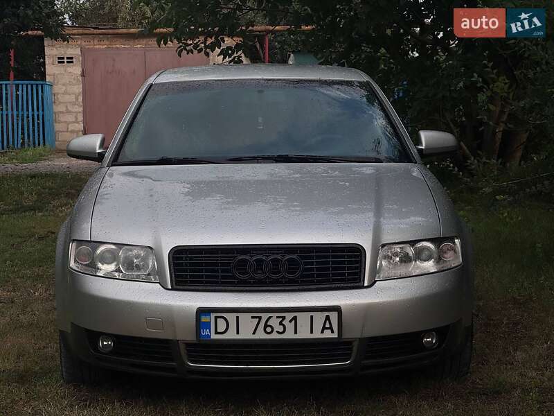 Седан Audi A4 2002 в Запорожье