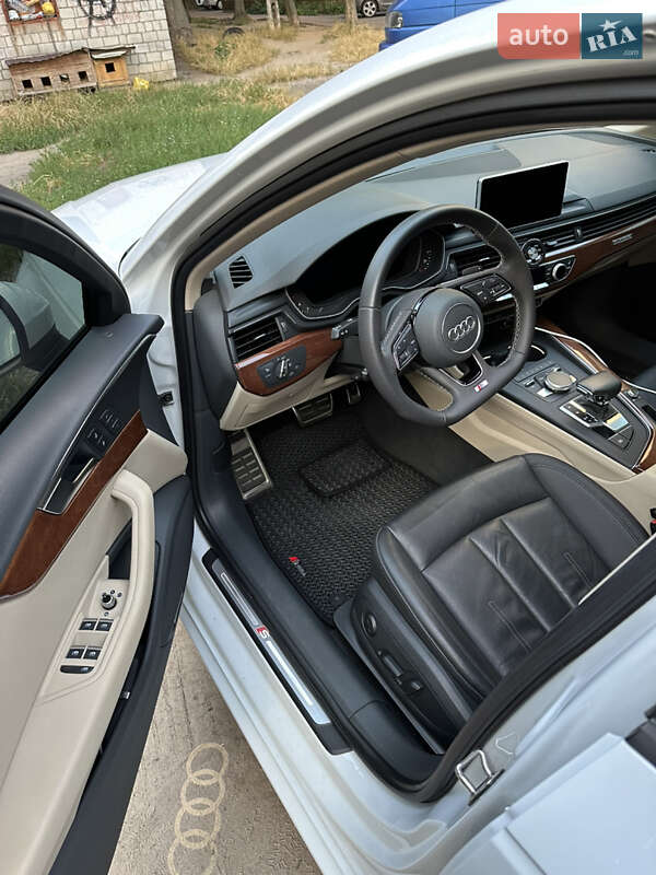 Седан Audi A4 2018 в Киеве фото 13 Седан Audi A4 2018 в Киеве