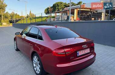 Седан Audi A4 2013 в 