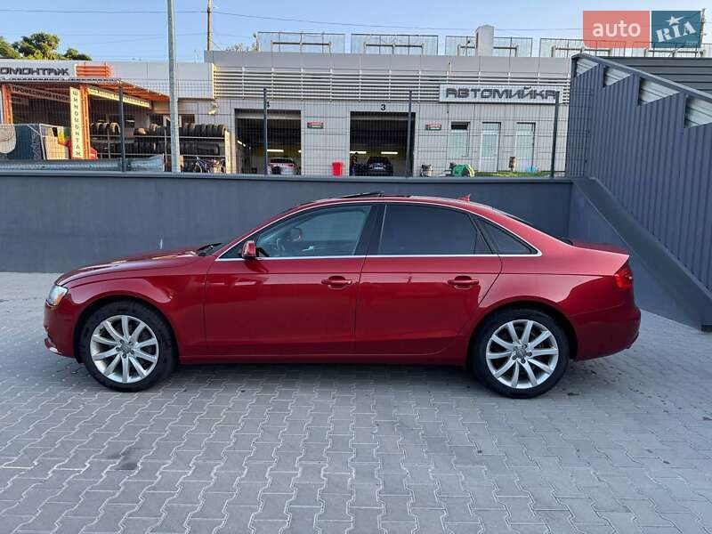 Седан Audi A4 2013 в Житомире