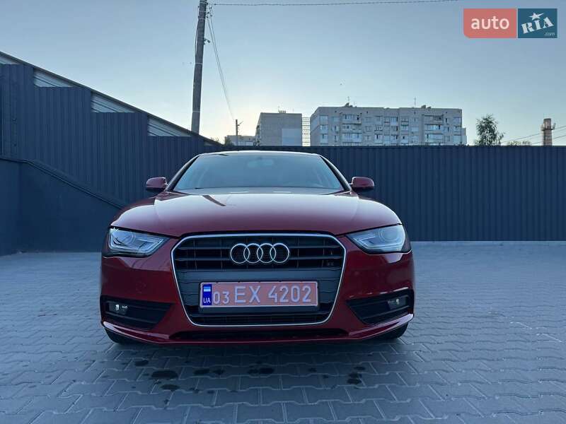 Седан Audi A4 2013 в Житомире