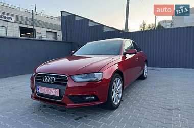 Седан Audi A4 2013 в 