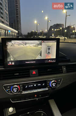 Седан Audi A4 2020 в 
