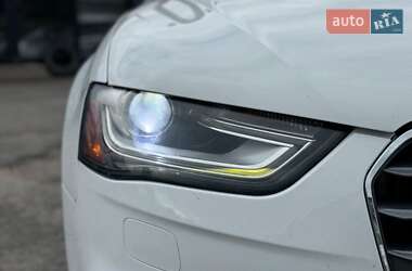 Седан Audi A4 2012 в 