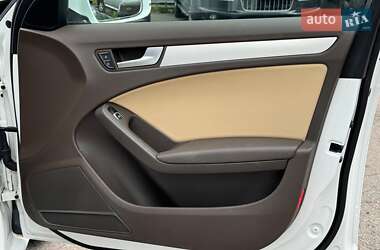 Седан Audi A4 2012 в 