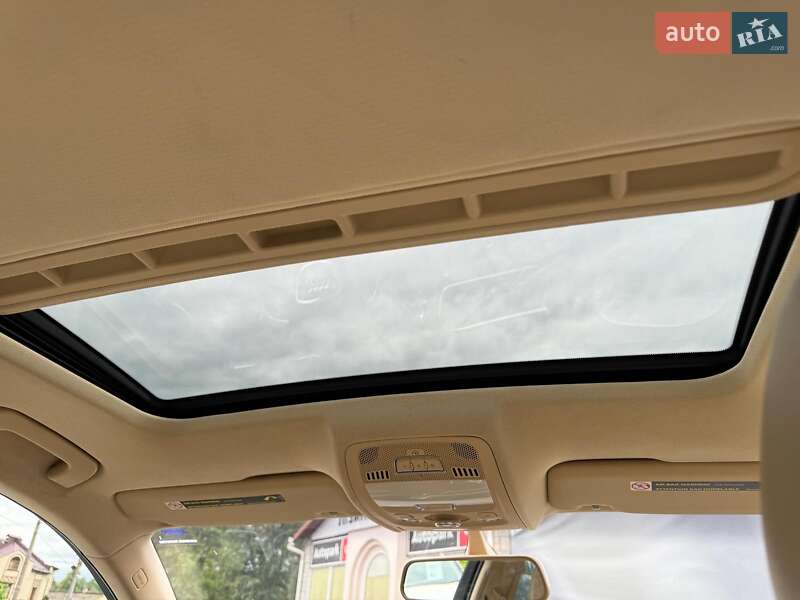 Седан Audi A4 2012 в Виннице