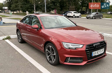Седан Audi A4 2019 в 
