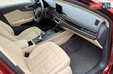 Седан Audi A4 2019 в 