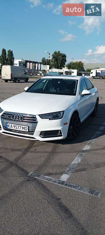 Седан Audi A4 2019 в Киеве