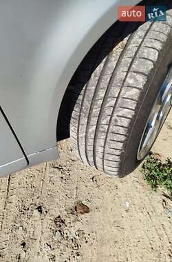 Седан Audi A4 2001 в 