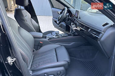 Седан Audi A4 2017 в 