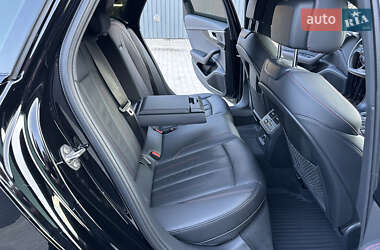 Седан Audi A4 2017 в 