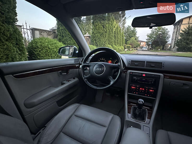 Универсал Audi A4 2003 в Сарнах
