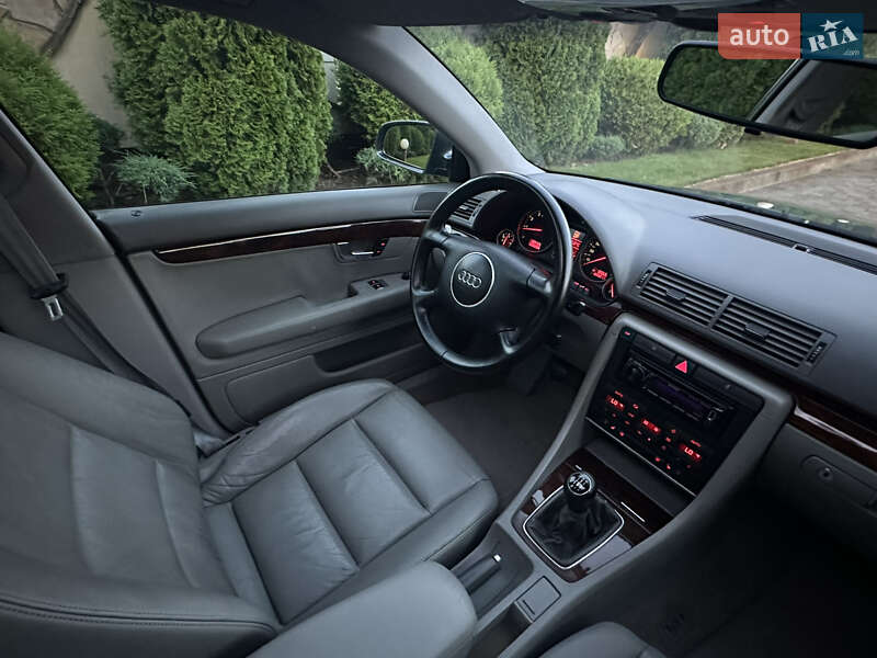 Универсал Audi A4 2003 в Сарнах