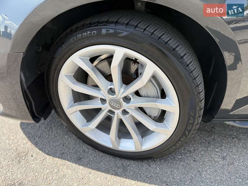Седан Audi A4 2019 в Днепре