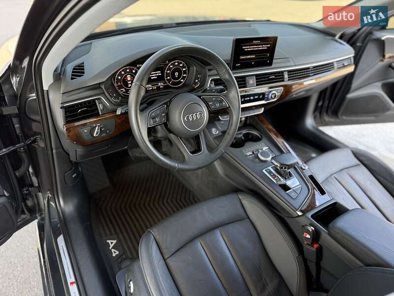 Седан Audi A4 2019 в Днепре