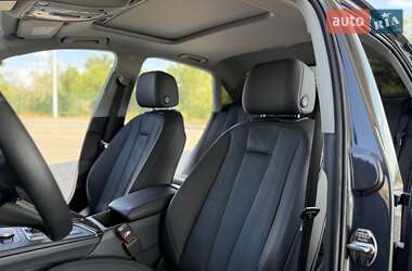 Седан Audi A4 2019 в 