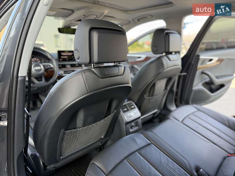 Седан Audi A4 2019 в Днепре
