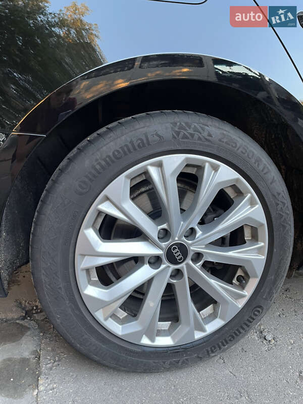 Универсал Audi A4 2022 в Павлограде