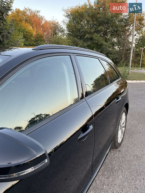 Универсал Audi A4 2022 в Павлограде
