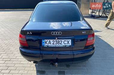 Седан Audi A4 1998 в 