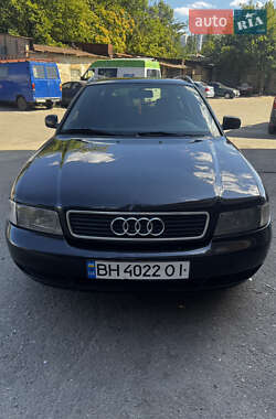 Универсал Audi A4 1998 в 