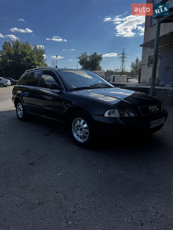 Универсал Audi A4 1998 в Одессе