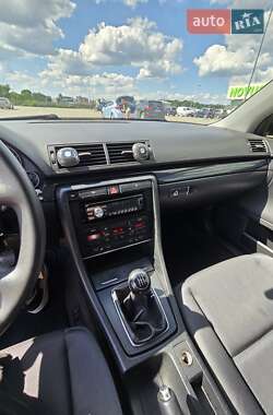Седан Audi A4 2003 в 