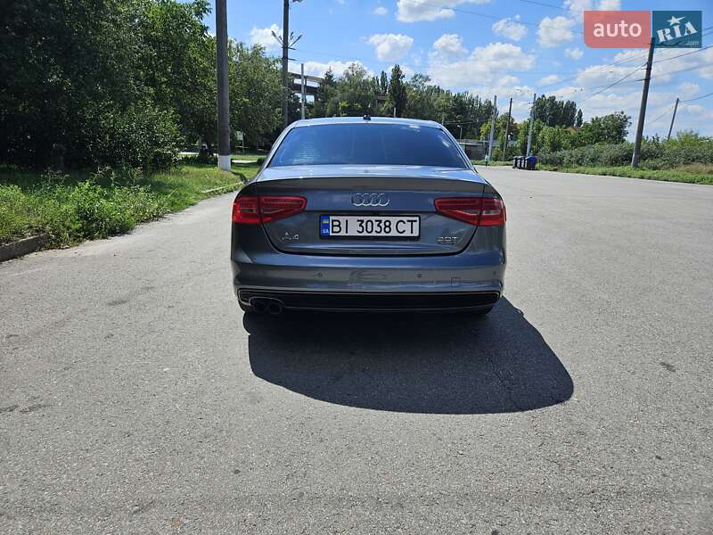 Седан Audi A4 2015 в Полтаве