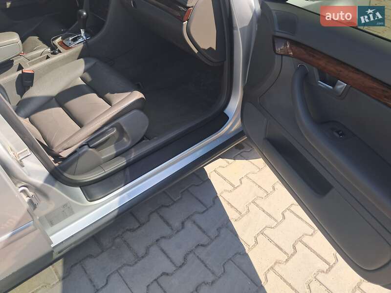 Седан Audi A4 2002 в Вышгороде