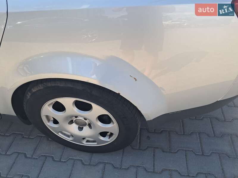 Седан Audi A4 2002 в Вышгороде