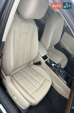 Седан Audi A4 2016 в 