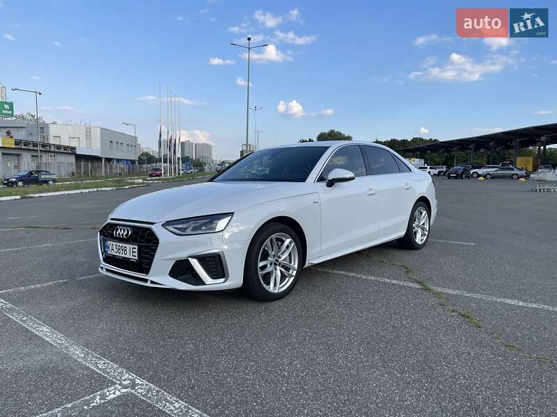 Audi A4 2019